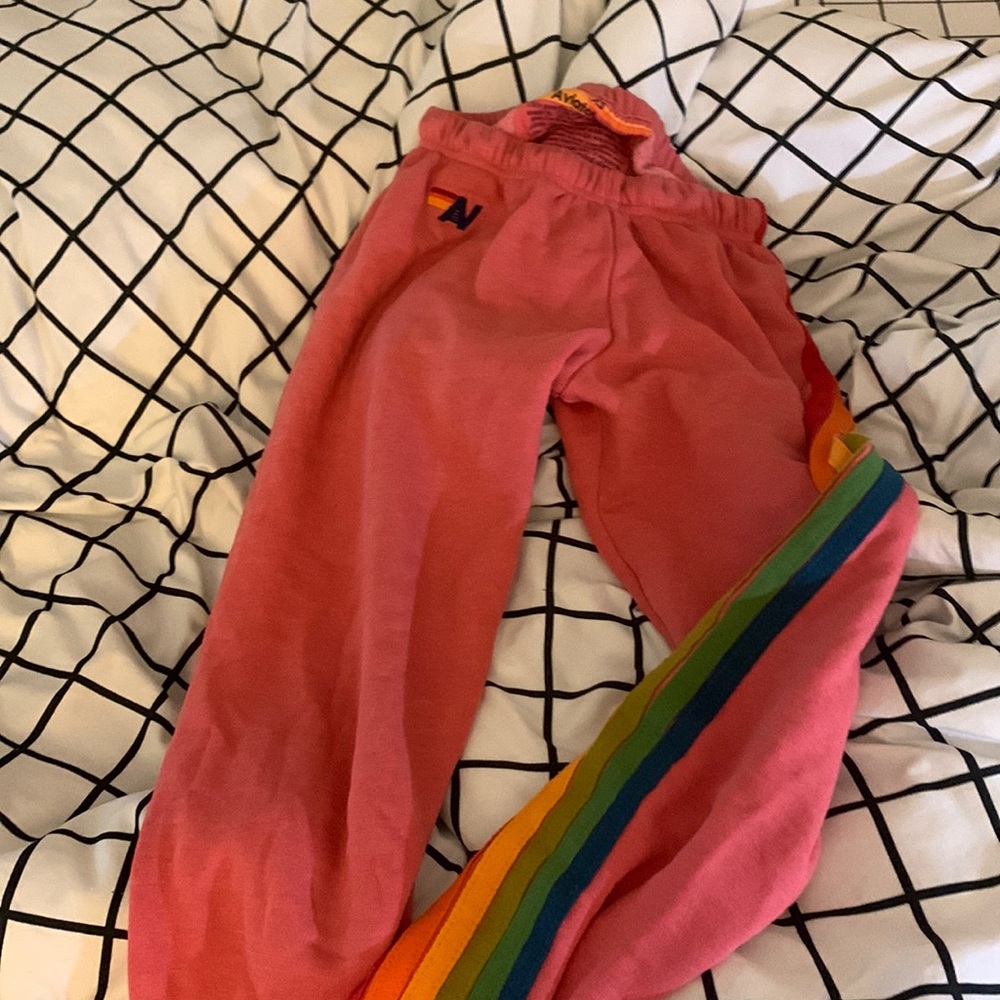 AVIATOR NATION WOMEN'S 6 STRIPE SWEATPANTS - PINK // RAINBOW STRIPES XS